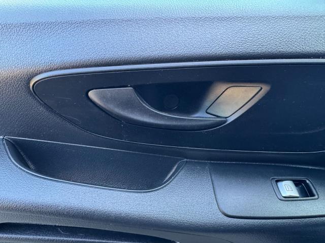 2022 Mercedes-Benz Vito 116 CDI Progressive Van 9G-Tronic (KS71OAW) Image 47