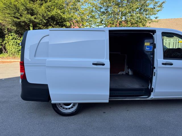 2022 Mercedes-Benz Vito 116 CDI Progressive Van 9G-Tronic (KS71OAW) Image 55