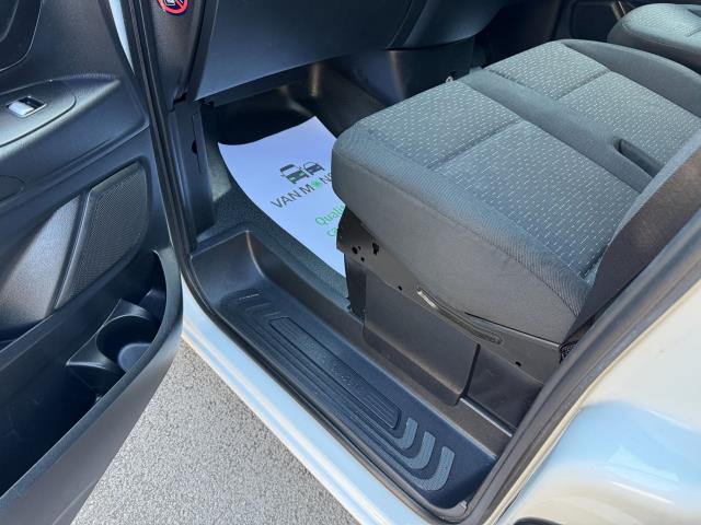 2022 Mercedes-Benz Vito 116 CDI Progressive Van 9G-Tronic (KS71OAW) Image 44