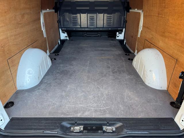 2022 Mercedes-Benz Vito 116 CDI Progressive Van 9G-Tronic (KS71OAW) Image 61