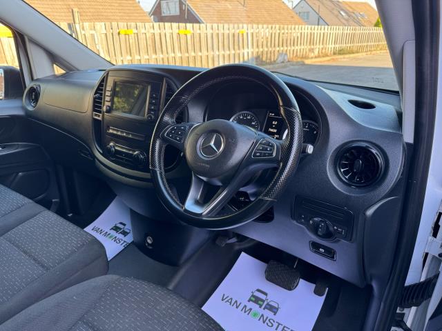 2022 Mercedes-Benz Vito 116 CDI Progressive Van 9G-Tronic (KS71OAW) Image 14