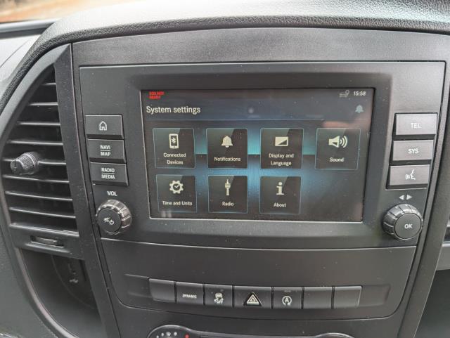 2022 Mercedes-Benz Vito 116 CDI Progressive Van 9G-Tronic (KS71OAZ) Image 35