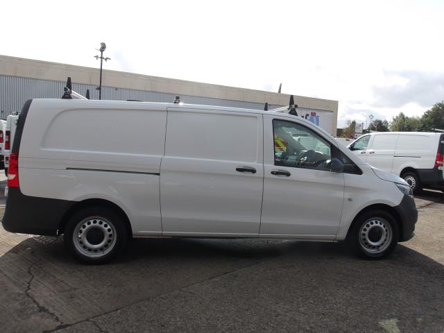 2022 Mercedes-Benz Vito 116Cdi Progressive Van 9G-Tronic (KS71OBN) Image 9