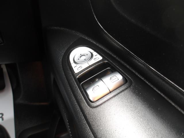 2022 Mercedes-Benz Vito 116Cdi Progressive Van 9G-Tronic (KS71OBR) Image 29