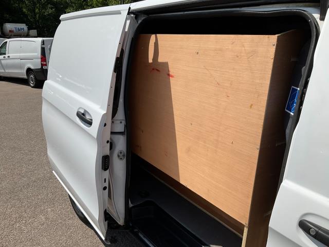 2022 Mercedes-Benz Vito 116Cdi Progressive Van 9G-Tronic (KS71OCJ) Image 16