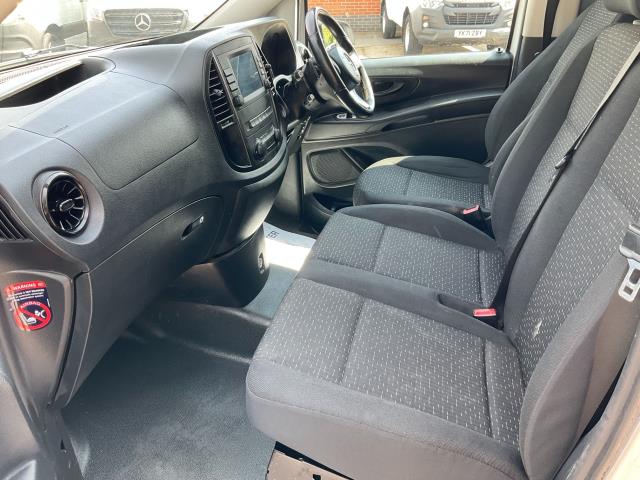 2022 Mercedes-Benz Vito 116Cdi Progressive Van 9G-Tronic (KS71OCJ) Image 7
