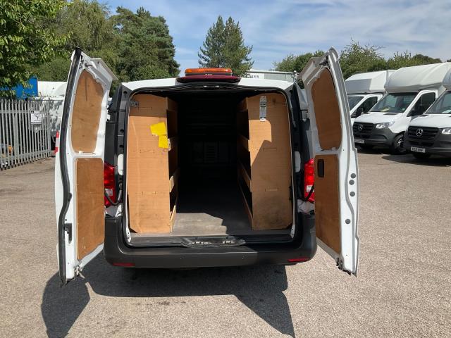 2022 Mercedes-Benz Vito 116Cdi Progressive Van 9G-Tronic (KS71OCJ) Image 12