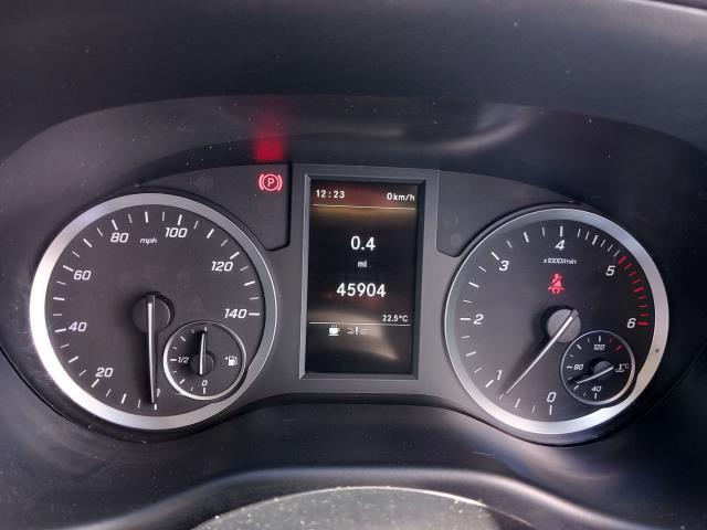 2023 Mercedes-Benz Vito 114CDI L2 PROGRESSIVE 140PS AIR CON EURO 6 SAT NAV (KS72FXM) Image 19