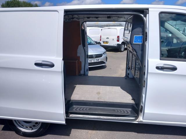 2023 Mercedes-Benz Vito 114CDI L2 PROGRESSIVE 140PS AIR CON EURO 6 SAT NAV (KS72FXM) Image 5