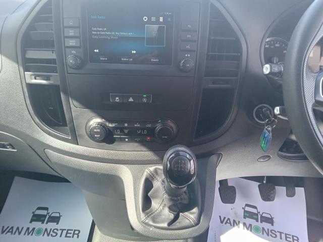 2023 Mercedes-Benz Vito 114Cdi Progressive Van (KS72HBK) Image 24