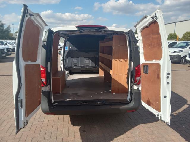 2023 Mercedes-Benz Vito 114Cdi Progressive Van (KS72HBK) Image 18