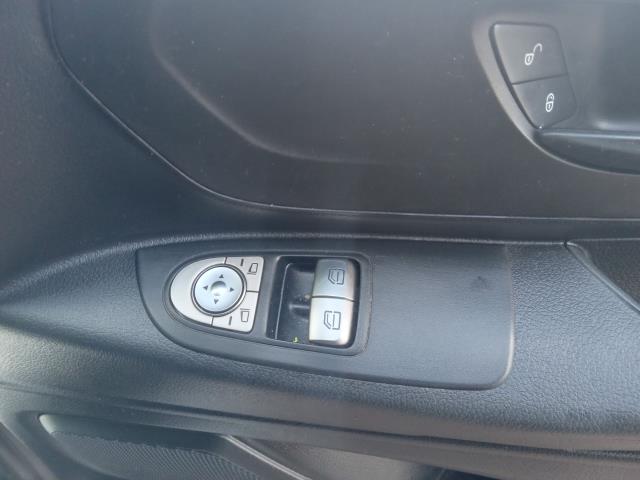 2023 Mercedes-Benz Vito 114Cdi Progressive Van (KS72HBK) Image 35