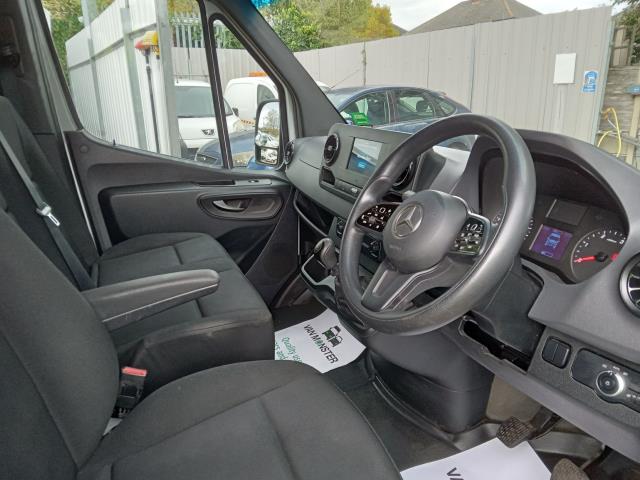2021 Mercedes-Benz Sprinter 3.5T H2 Progressive Van (KT21SVN) Image 21