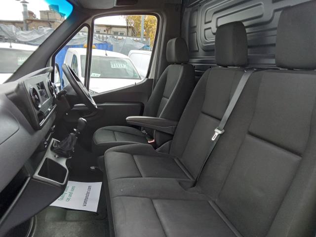 2021 Mercedes-Benz Sprinter 3.5T H2 Progressive Van (KT21SVN) Image 18