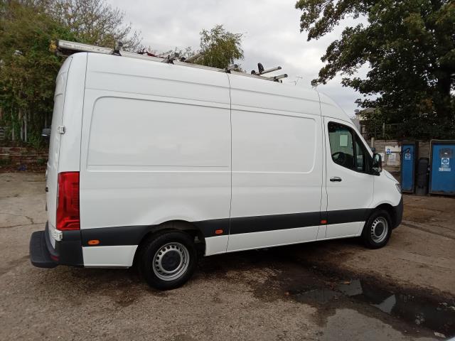 2021 Mercedes-Benz Sprinter 3.5T H2 Progressive Van (KT21SVN) Image 8