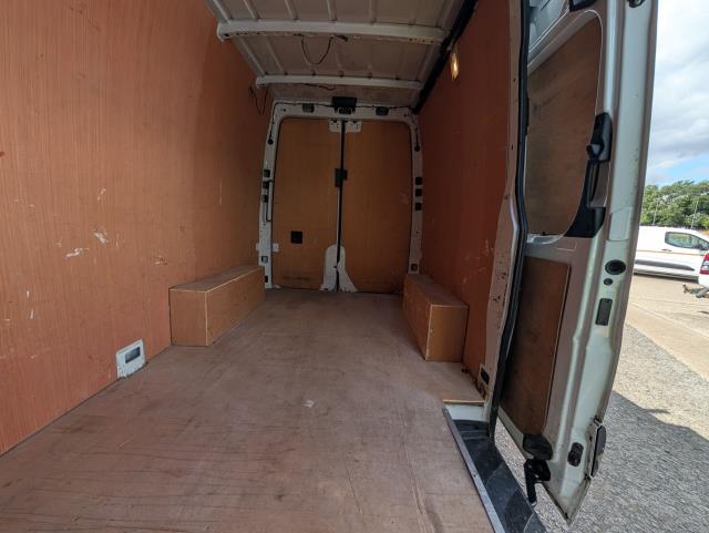 2021 Mercedes-Benz Sprinter 3.5T H2 Progressive Van (KT21TGK) Image 7
