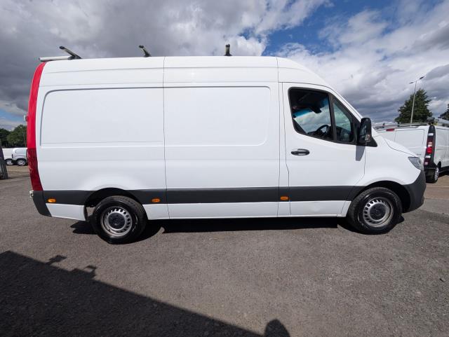 2021 Mercedes-Benz Sprinter 3.5T H2 Progressive Van (KT21TGK) Image 13