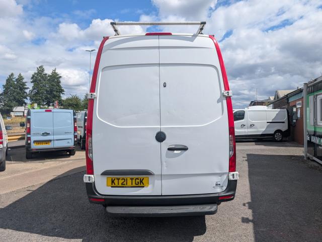 2021 Mercedes-Benz Sprinter 3.5T H2 Progressive Van (KT21TGK) Image 9