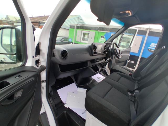 2021 Mercedes-Benz Sprinter 3.5T H2 Progressive Van (KT21TJV) Image 23