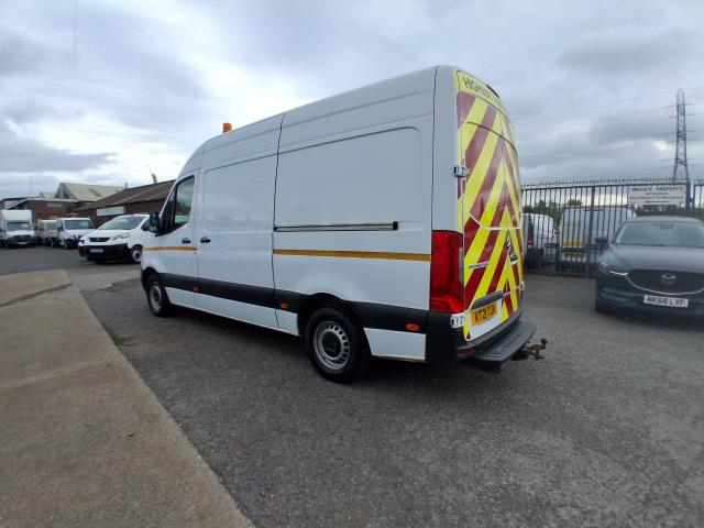 2021 Mercedes-Benz Sprinter 3.5T H2 Progressive Van (KT21TJV) Image 7