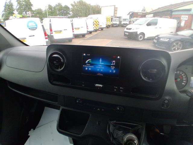 2021 Mercedes-Benz Sprinter 3.5T H2 Progressive Van (KT21TJV) Image 25