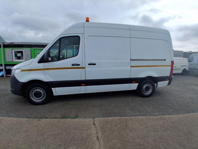 2021 Mercedes-Benz Sprinter 3.5T H2 Progressive Van (KT21TJV) Image 6