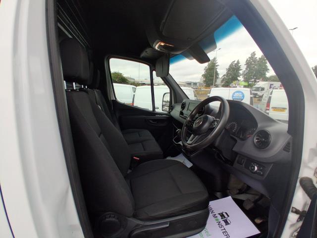 2021 Mercedes-Benz Sprinter 3.5T H2 Progressive Van (KT21TJV) Image 22