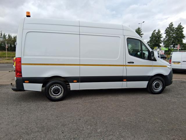 2021 Mercedes-Benz Sprinter 3.5T H2 Progressive Van (KT21TJV) Image 10