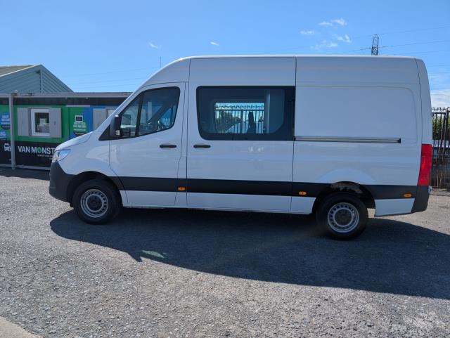 2021 Mercedes-Benz Sprinter 3.5T H2 Progressive Crew Van - Crew Cab | Reliable | Rare to Market (KT21VXC) Image 5