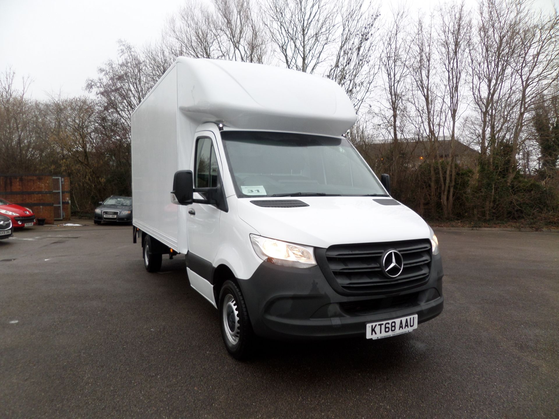 euro 6 luton vans for sale