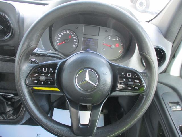 2020 Mercedes-Benz Sprinter SPRINTER 316CDI L3 DIESEL RWD 3.5t Dropside  (KV70MLE) Image 16