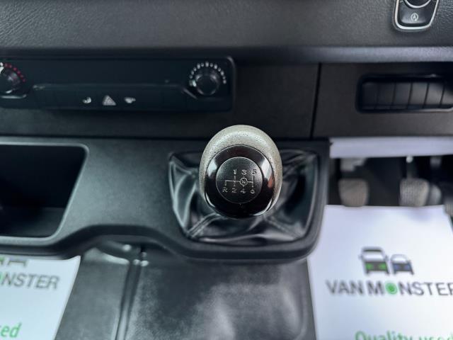 2021 Mercedes-Benz Sprinter 316 CDI L3  Luton Tail Lift (KV70VSX) Image 33