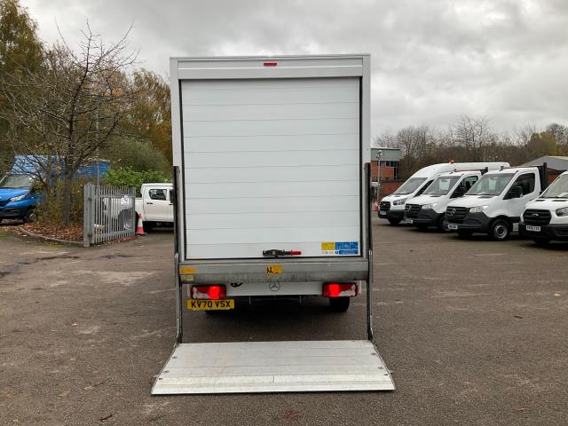 2021 Mercedes-Benz Sprinter 316 CDI L3  Luton Tail Lift (KV70VSX) Image 10