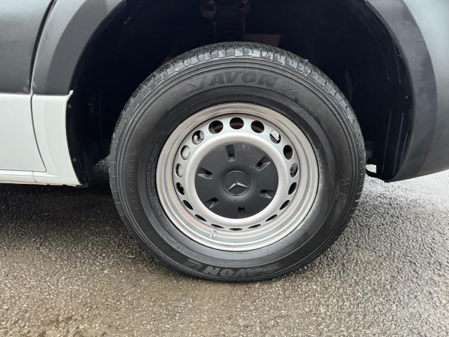 2021 Mercedes-Benz Sprinter 316 CDI L3  Luton Tail Lift (KV70VSX) Image 54