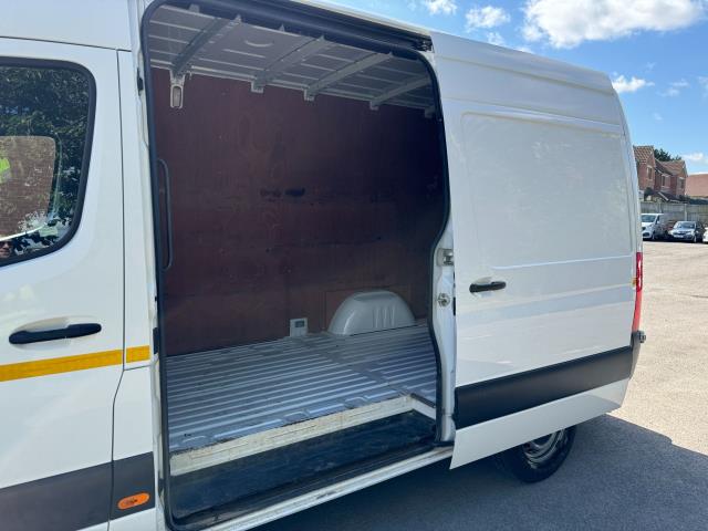 2020 Mercedes-Benz Sprinter 3.5T L2 H2 Van 316 CDI RWD (KW20LVG) Image 43