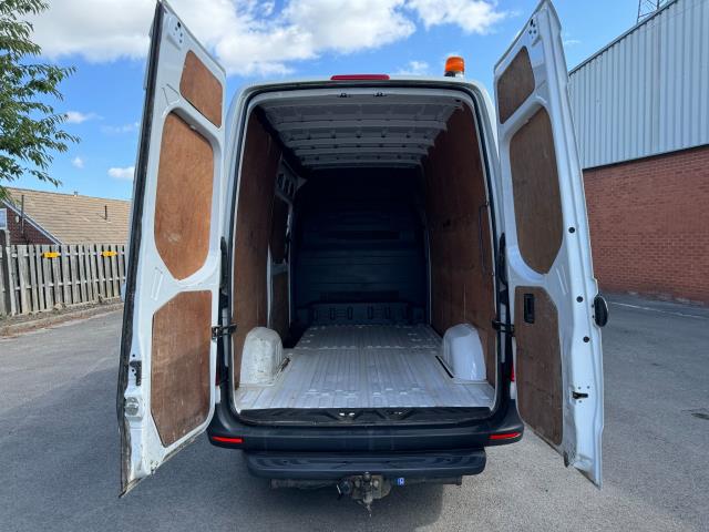 2020 Mercedes-Benz Sprinter 3.5T L2 H2 Van 316 CDI RWD (KW20LVG) Image 45