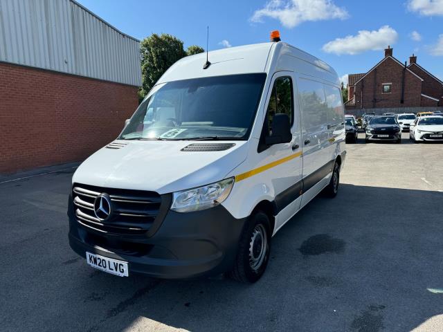 2020 Mercedes-Benz Sprinter 3.5T L2 H2 Van 316 CDI RWD (KW20LVG) Image 4