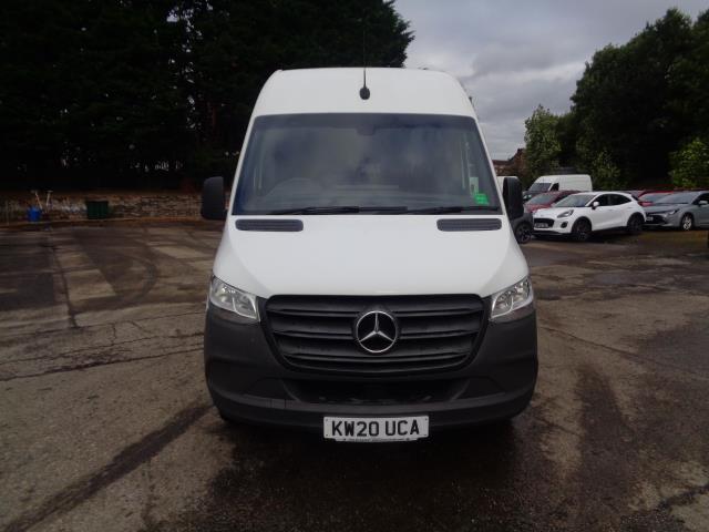 2020 Mercedes-Benz Sprinter 3.5T H2 L2 Van (KW20UCA) Image 2