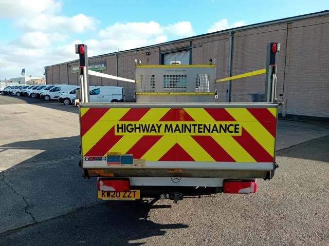 2020 Mercedes-Benz Sprinter 316CDI 13FT DROPSIDE 160PS EURO 6  TAIL LIFT AUTO  (KW20ZZT) Image 22