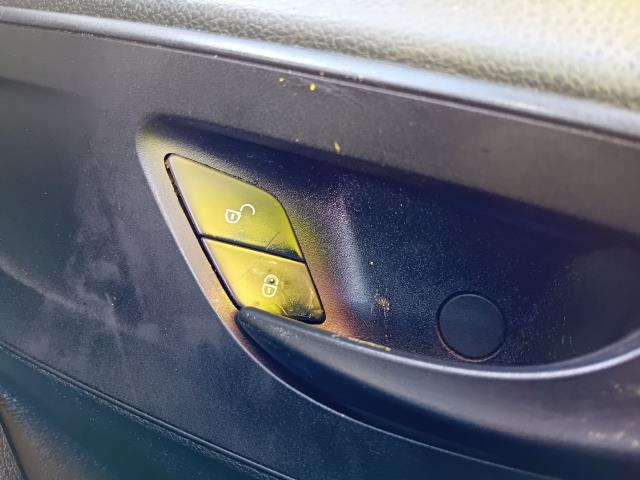 2020 Mercedes-Benz Sprinter 316CDI 13FT DROPSIDE 160PS EURO 6  TAIL LIFT AUTO  (KW20ZZT) Image 42