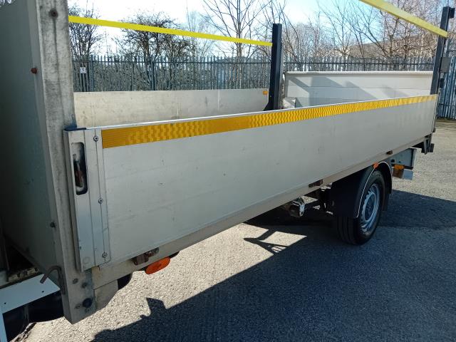 2020 Mercedes-Benz Sprinter 316CDI 13FT DROPSIDE 160PS EURO 6  TAIL LIFT AUTO  (KW20ZZT) Image 18