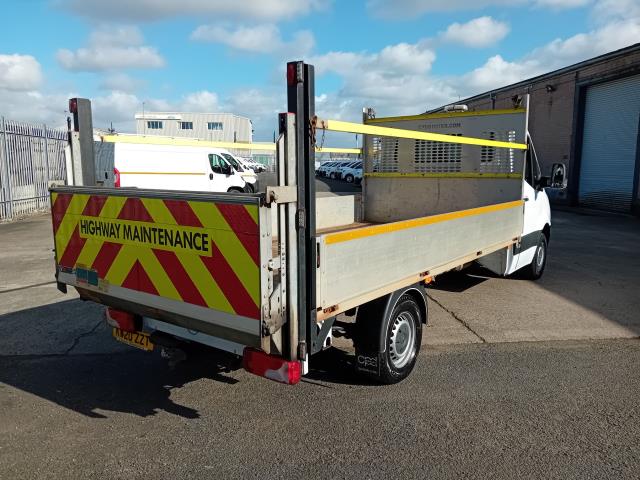 2020 Mercedes-Benz Sprinter 316CDI 13FT DROPSIDE 160PS EURO 6  TAIL LIFT AUTO  (KW20ZZT) Image 4
