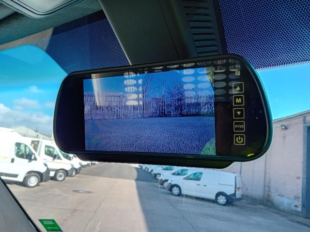 2020 Mercedes-Benz Sprinter 316CDI 13FT DROPSIDE 160PS EURO 6  TAIL LIFT AUTO  (KW20ZZT) Image 32