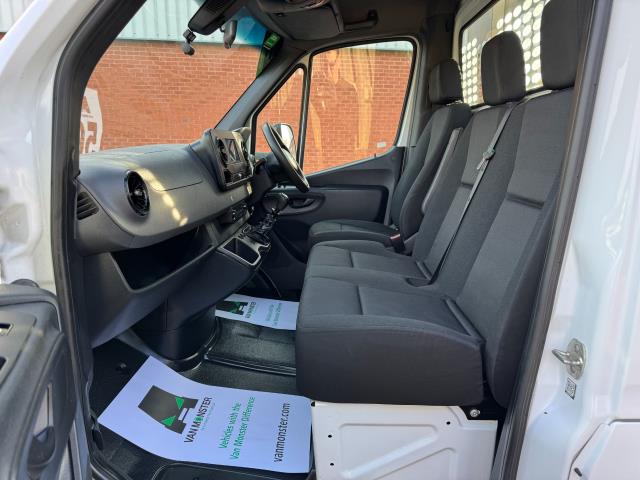 2021 Mercedes-Benz Sprinter L3 315 DROPSIDE (TAIL LIFT) EURO 6 (KW21CVN) Image 36