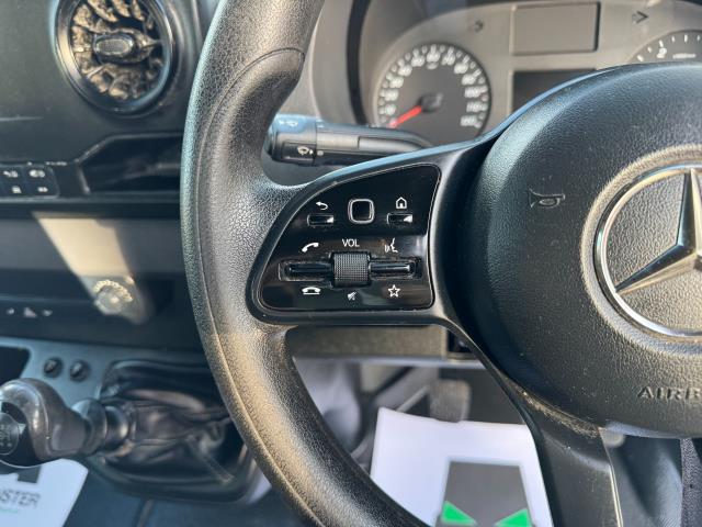 2021 Mercedes-Benz Sprinter L3 315 DROPSIDE (TAIL LIFT) EURO 6 (KW21CVN) Image 24