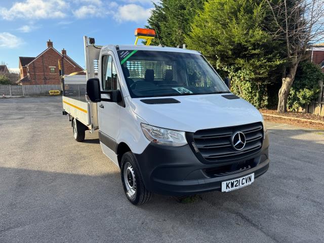 2021 Mercedes-Benz Sprinter L3 315 DROPSIDE (TAIL LIFT) EURO 6 (KW21CVN) Image 2