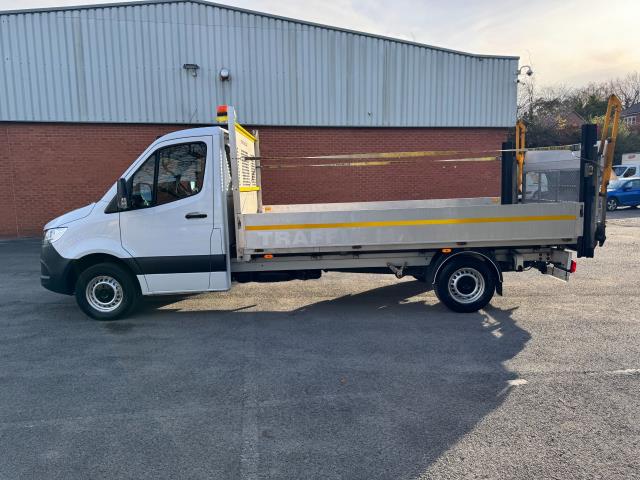 2021 Mercedes-Benz Sprinter L3 315 DROPSIDE (TAIL LIFT) EURO 6 (KW21CVN) Image 6