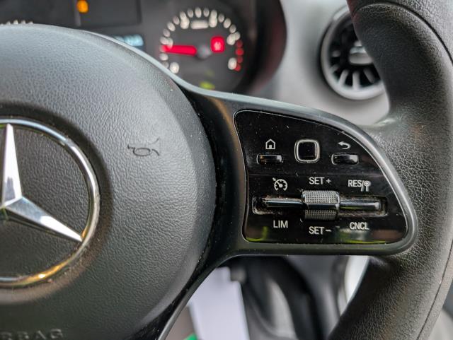2021 Mercedes-Benz Sprinter 3.5T Progressive Dropside 315 CDI (KW21CVR) Image 32