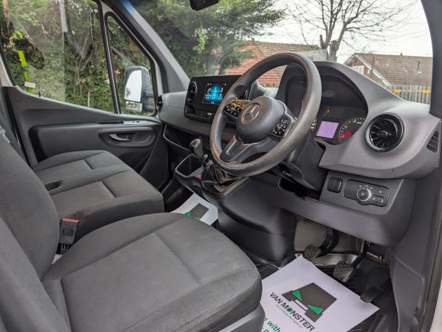 2021 Mercedes-Benz Sprinter 3.5T Progressive Dropside 315 CDI (KW21CVR) Image 22