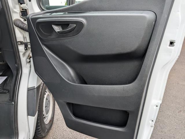 2021 Mercedes-Benz Sprinter 3.5T Progressive Dropside 315 CDI (KW21CVR) Image 27